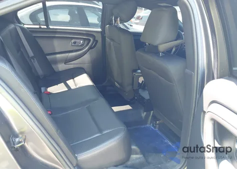 2016 Ford Police Interceptor z USA, uszkodzony, nr VIN 1FAHP2MK3GG126608